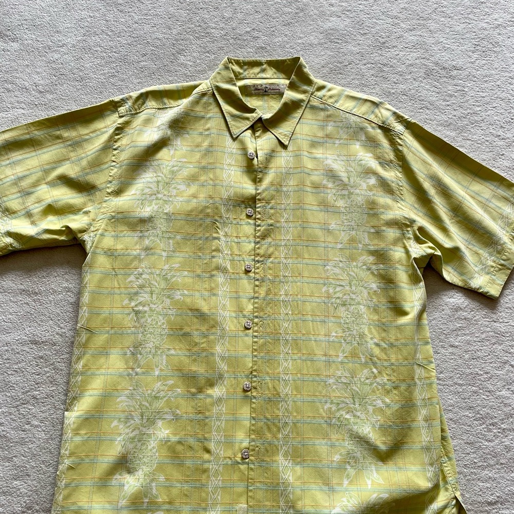 Tommy Bahama all silk Aloha shirt (medium) - gently used, in good condition.